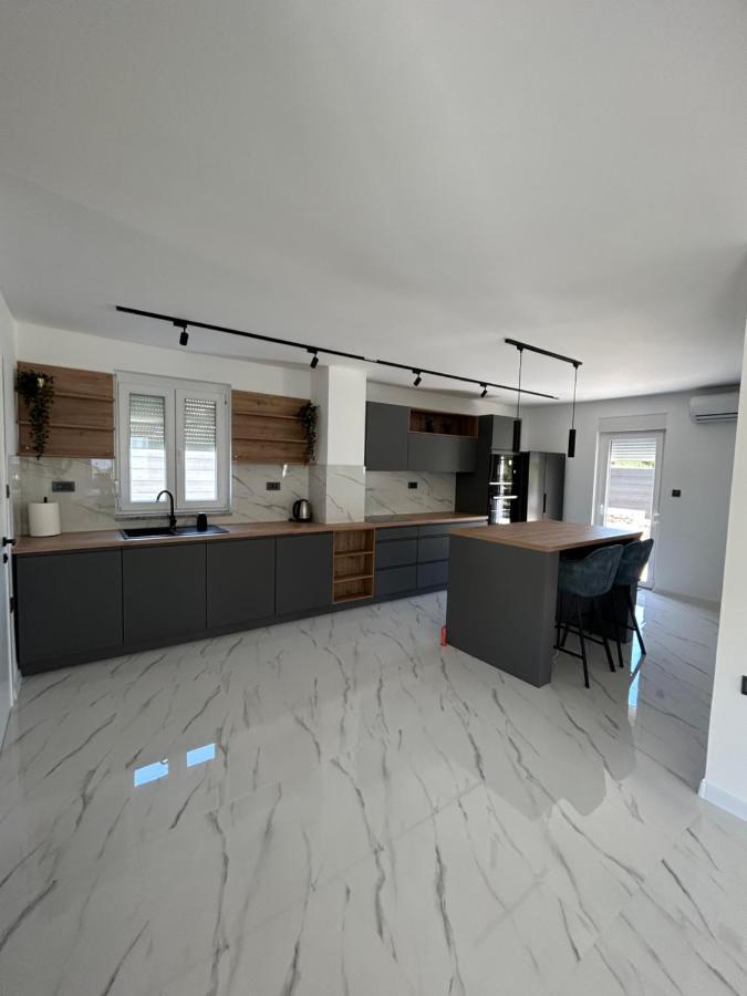 Villa Kety Башка Экстерьер фото
